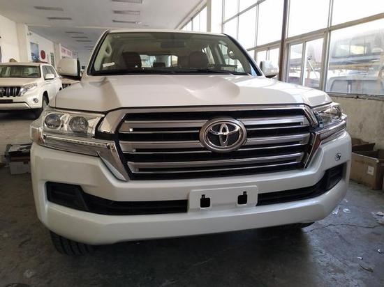 关注18款丰田酷路泽4000中东版给你优惠