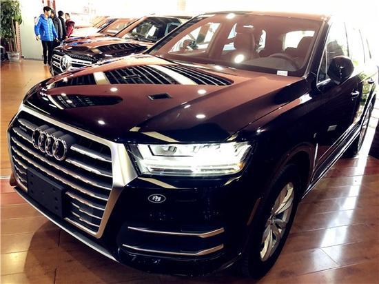 奥迪Q7最新价格现车充足优惠底价冲量