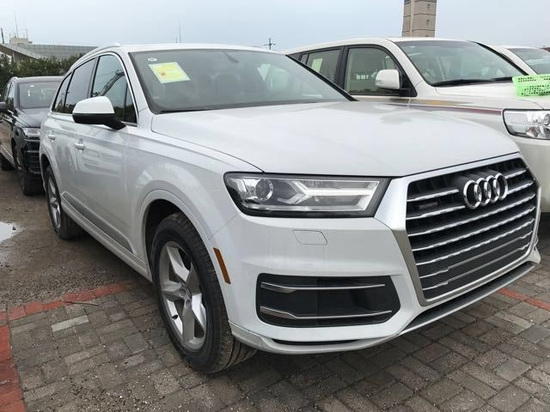 2017款加版奥迪Q7舒适型3.0T狂降到底售