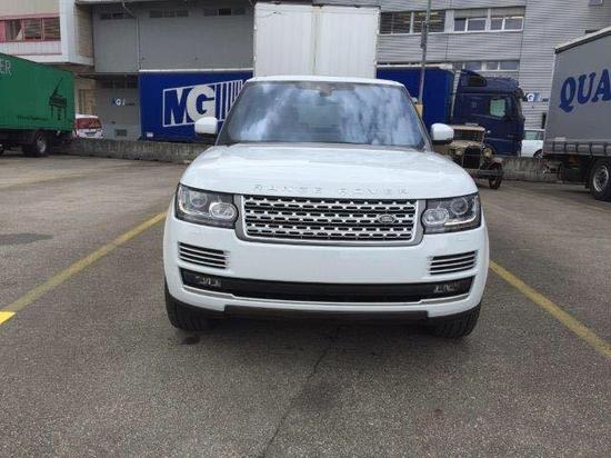 17款路虎揽胜行政版近期购车送礼包低价