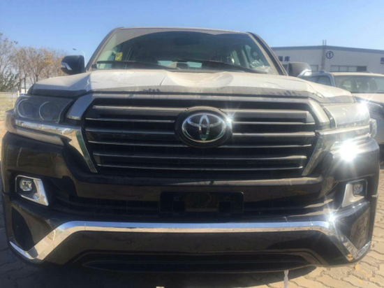 17款丰田酷路泽5700 限量版大促低价提车