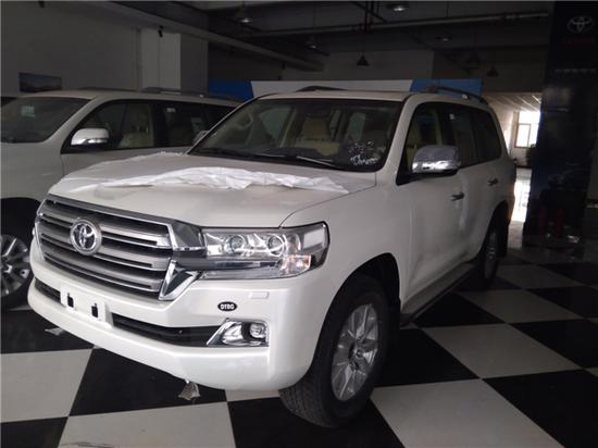 17款丰田酷路泽4000 中东版陆巡实力降价