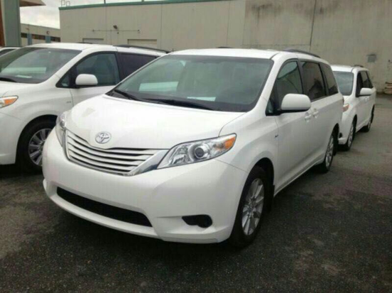 2017款丰田塞纳3.5L优惠多任你挑任你选