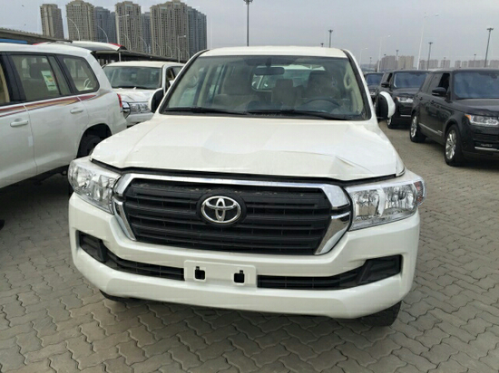 丐版丰田酷路泽4000 17款现车冰点出售