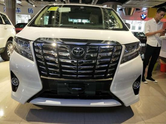 18款丰田埃尔法豪华顶配明星保姆车