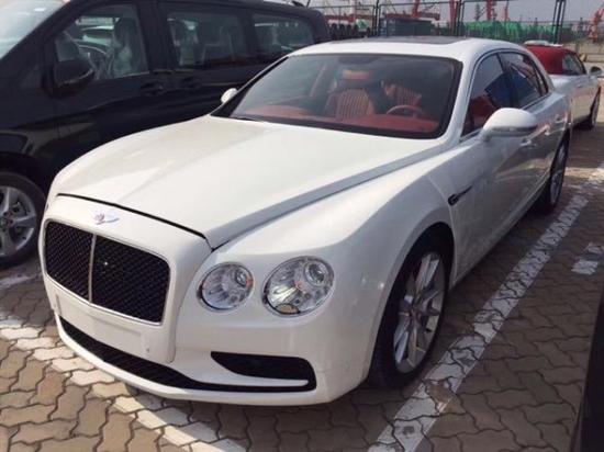 17款宾利V8S现车手续齐 票据交车后三日