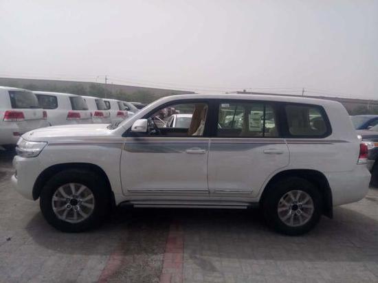 17款丰田酷路泽4000今日起到店优惠2万