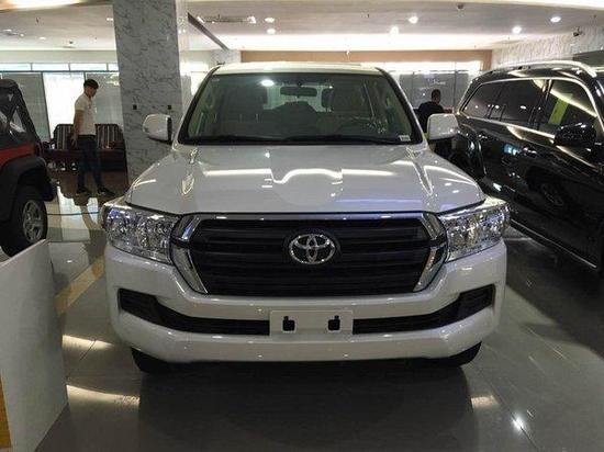 18款丰田酷路泽4000 无所畏惧一路前行