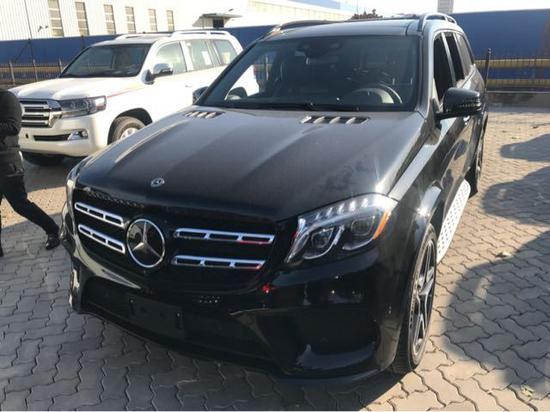 18款奔驰GLS450新到现车全国上牌手续齐