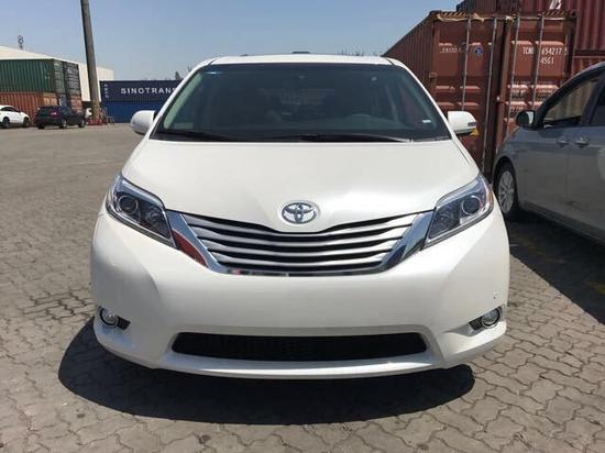 17款丰田塞纳3.5L四驱顶配现车商务之星