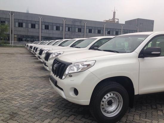 17款霸道2700节前特卖惠行不尽