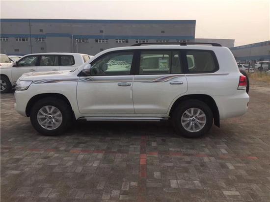 2017款丰田兰德酷路泽陆巡天津港现车