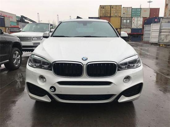 2017款宝马X6现车报价低优惠让你嗨翻天