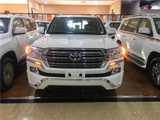 18款丰田酷路泽4000 低配五座 高配七座