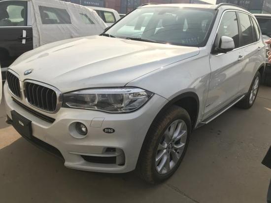 升级宝马X5基本版3.0T天津港现车优惠价