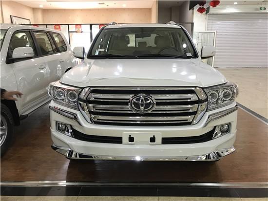 中东版丰田酷路泽4.0 18款兰德酷路泽