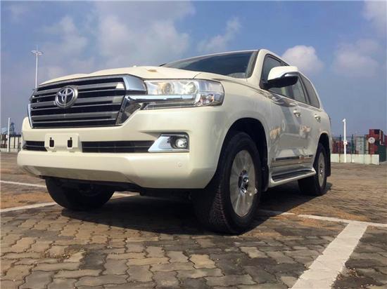 2018款丰田酷路泽4000中东版57.7万起售