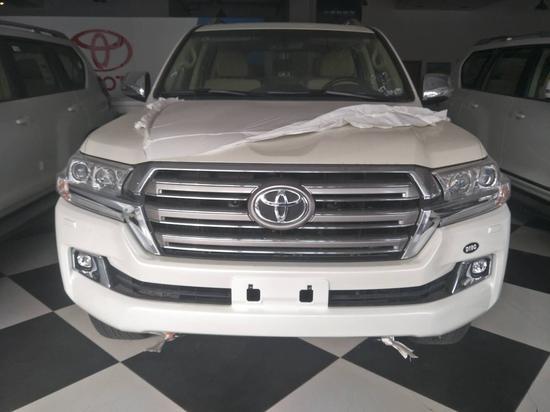 18款丰田酷路泽4000新车价不高 提车优惠