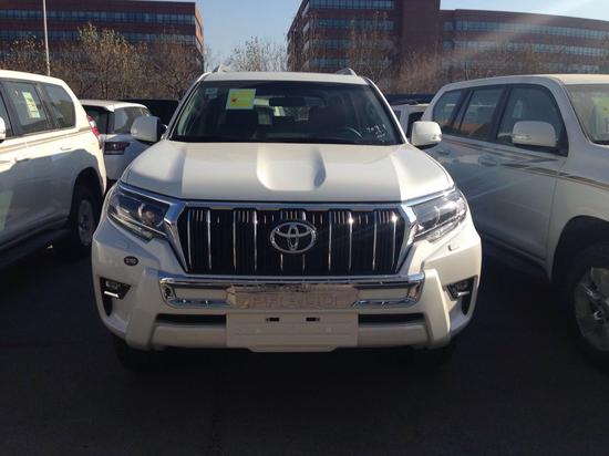 普拉多2018款丰田霸道2700底挂后挂价格