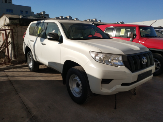 2018款霸道2700震撼来袭 活动期有三包