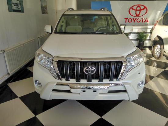 2017款丰田霸道4000重拳出击抢先优惠售