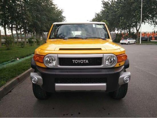 17款丰田FJ酷路泽SUV 复古式车型超拉风