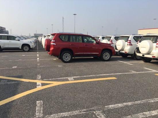 新款丰田霸道4000中东版动力强劲配置高