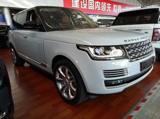 路虎揽胜行政版最高优惠达12万亲情报价