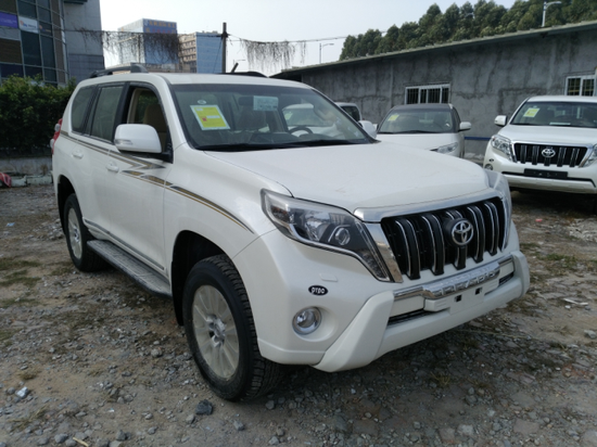 丰田普拉多4.0进口中东版报价 越野车