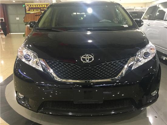 丰田塞纳俩驱低配四驱顶配3.5自然吸气