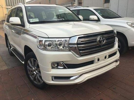 酷路泽5700强势又霸气诚信卖车外形设计