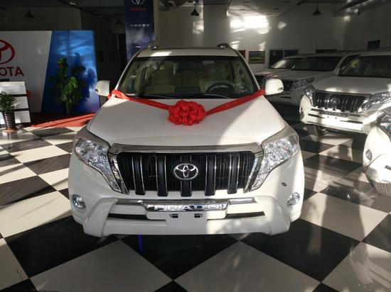 2017款丰田霸道4000中东版天津强势降价