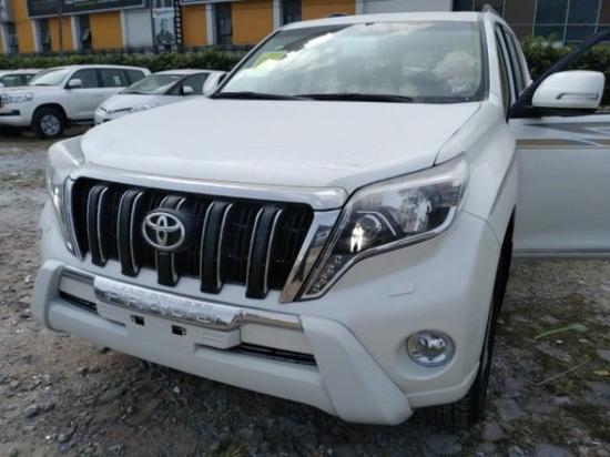 17款丰田霸道4000 优惠价格中东版热卖