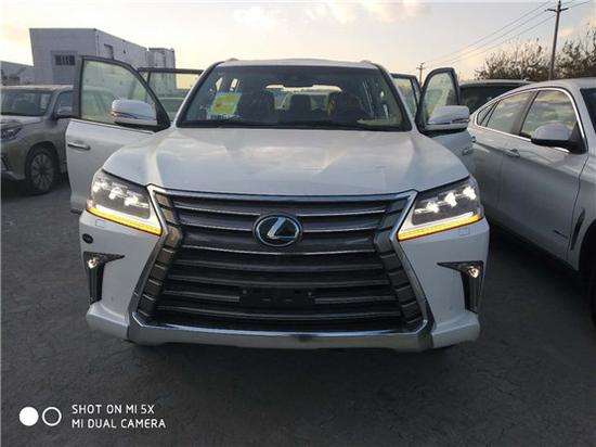 2018款雷克萨斯LX570 现车促销元旦钜惠