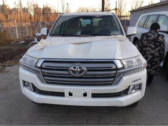 2018款丰田酷路泽4000元旦促销冰点直降