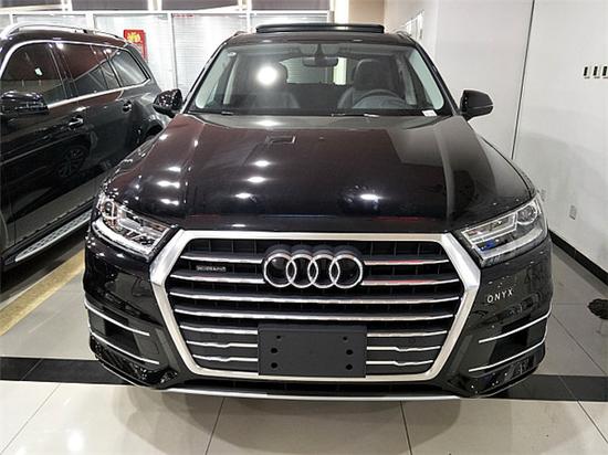 2017款奥迪Q7年终恩宠促销喜迎18新年