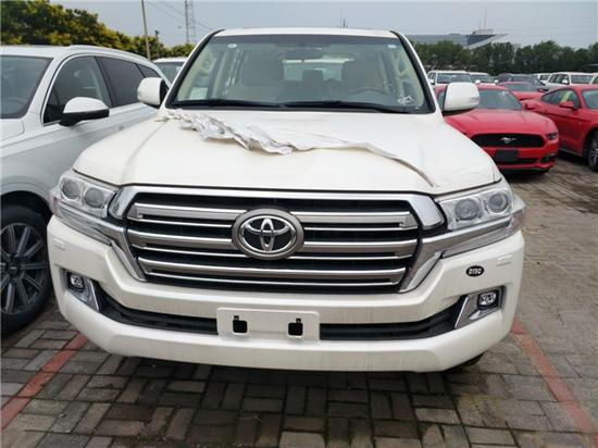 17丰田酷路泽4000GXR标配天窗性价比首选