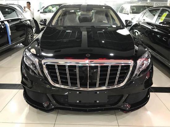 迈巴赫S600豪华商务SUV6.0T涡轮增压
