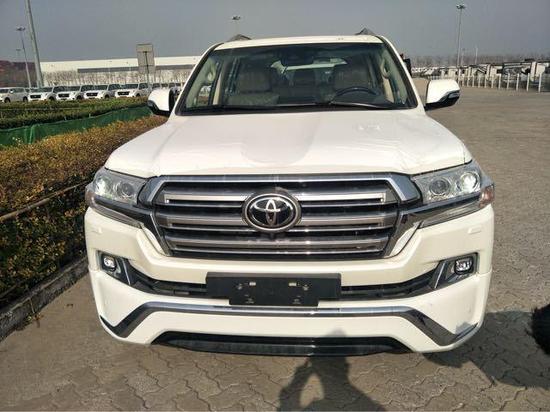丰田兰德酷路泽5700中东版越野不服输