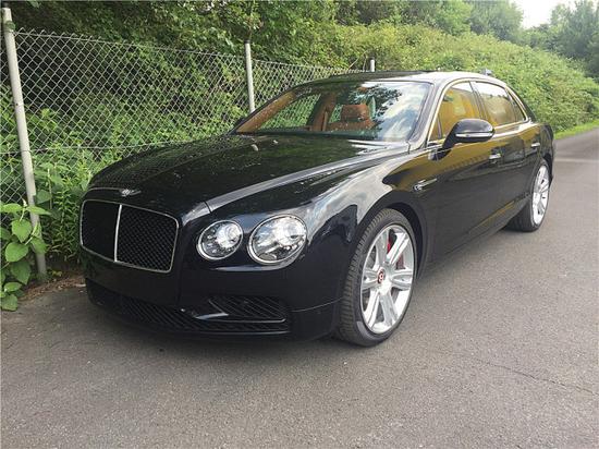 2017款宾利飞驰 个性轿跑做工精艺求精