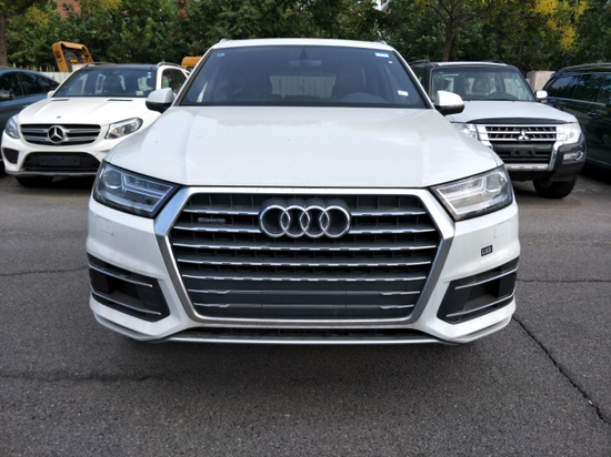 最新18款加版奥迪Q7价格 3.0T年底大放价