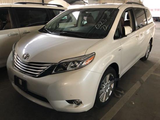 2017款丰田塞纳LTD顶配 促销豪降万元