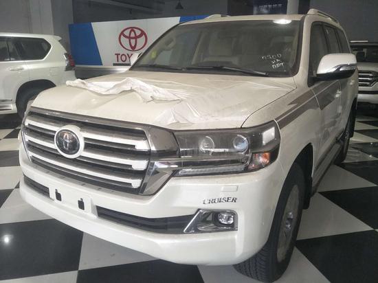 18款丰田酷路泽4600越野展厅现车报价