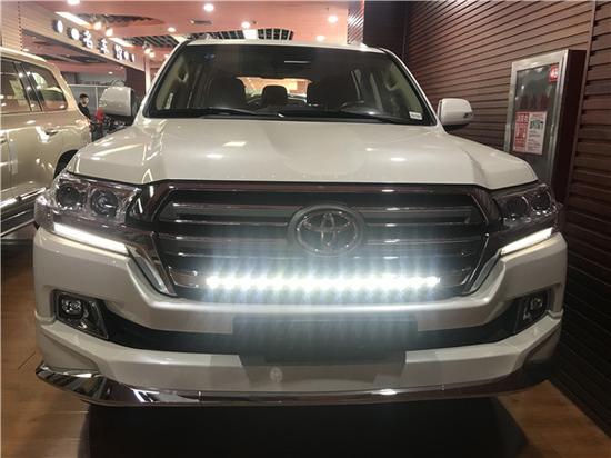 18款丰田酷路泽4000促销中豪华顶级SUV