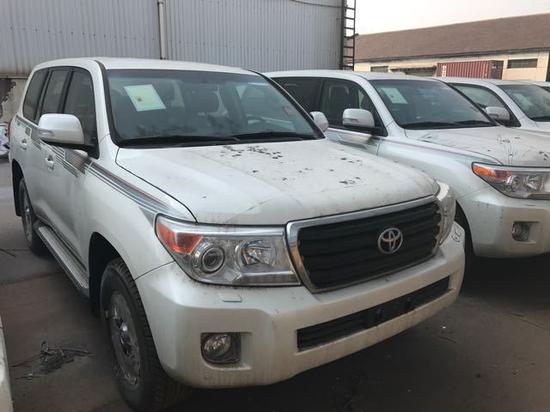 2015款中东版酷路泽4500GXR港口价格优惠