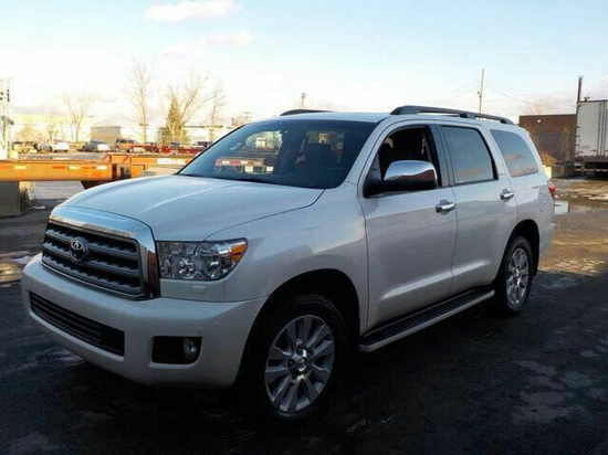 17款丰田红杉5700加版现车高配特惠出售