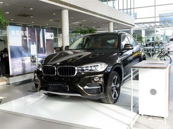 2017款宝马X6最新报价3.0T标配裸车优惠