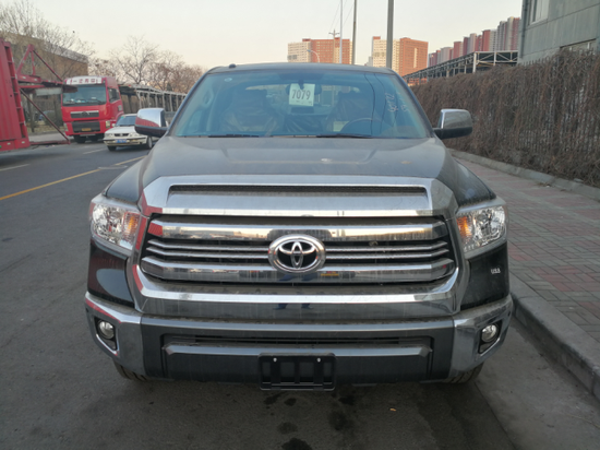 2018款丰田坦途皮卡最新优惠极富冲击力