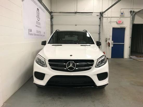 18款加版奔驰GLE400 天津店内现车震撼价