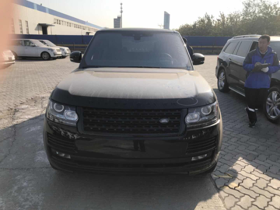 2017款路虎揽胜行政3.0汽油版减价促销